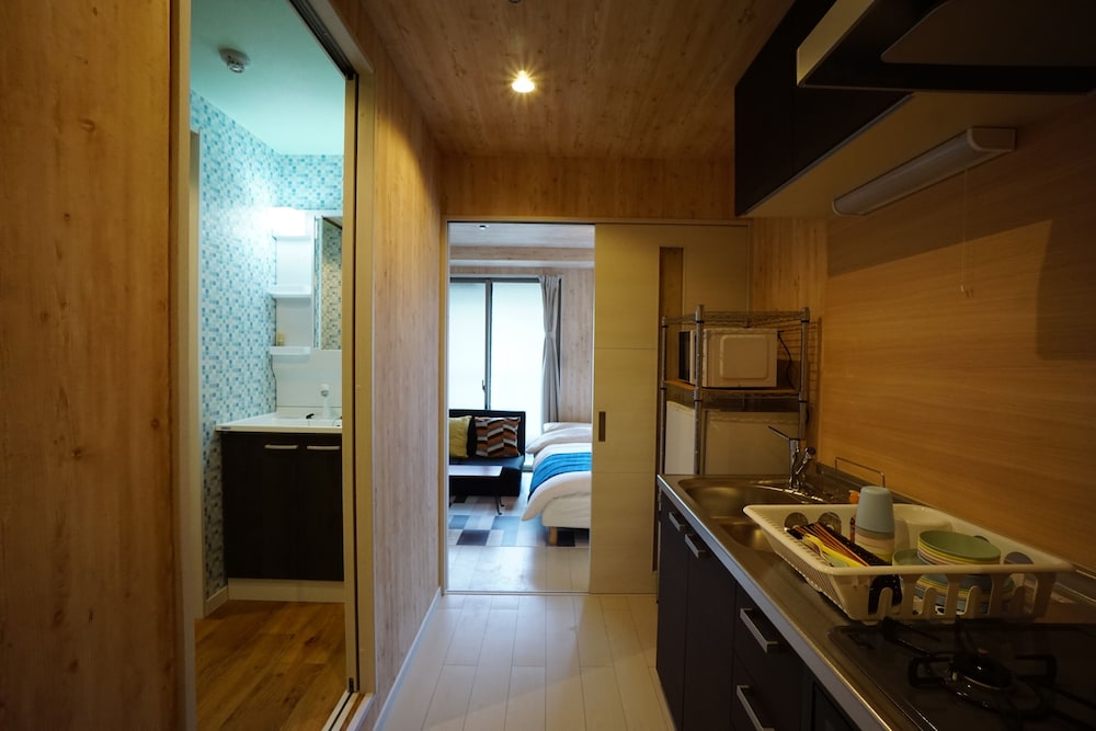 TERRY'S APARTMENT NAMBA SOUTH VI AD03A 大阪