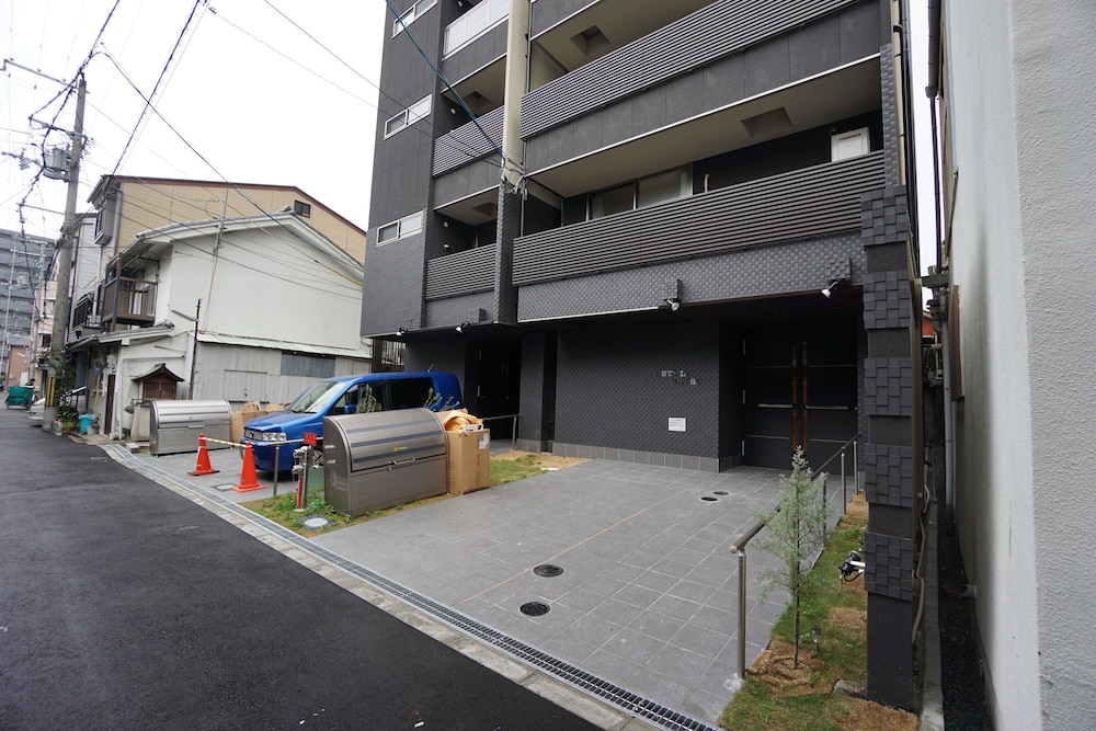 TERRY'S APARTMENT NAMBA SOUTH VI AD03A 大阪