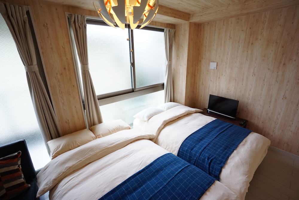TERRY'S APARTMENT NAMBA SOUTH VI AD03A 大阪