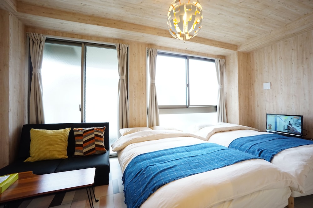 TERRY'S APARTMENT NAMBA SOUTH VI AD03A 大阪