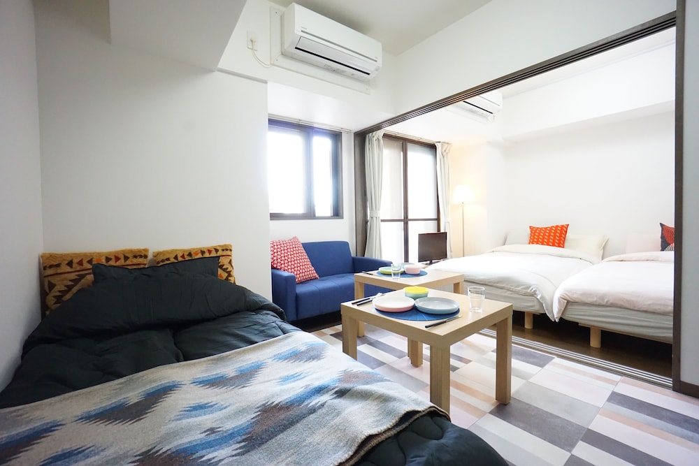 TERRY'S APARTMENT SHINSAIBASHI EAST I G12B 大阪