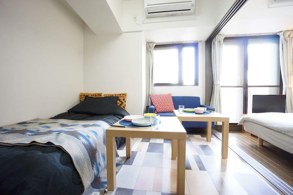 TERRY'S APARTMENT SHINSAIBASHI EAST I G12B 大阪