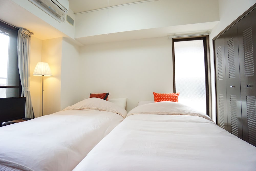 TERRY'S APARTMENT SHINSAIBASHI EAST I G12B 大阪