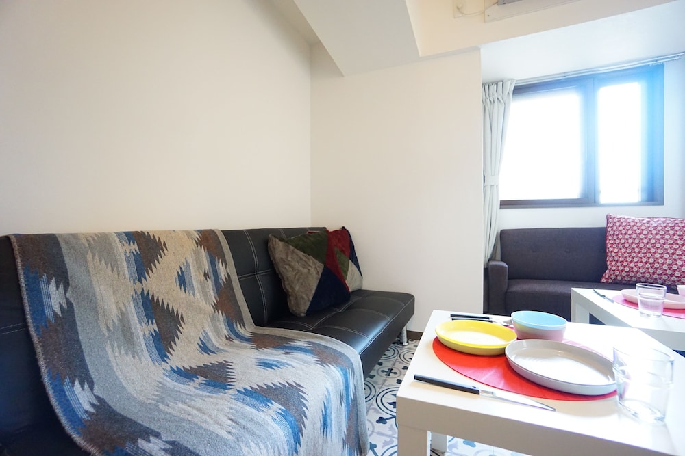TERRY'S APARTMENT SHINSAIBASHI EAST I G12B 大阪