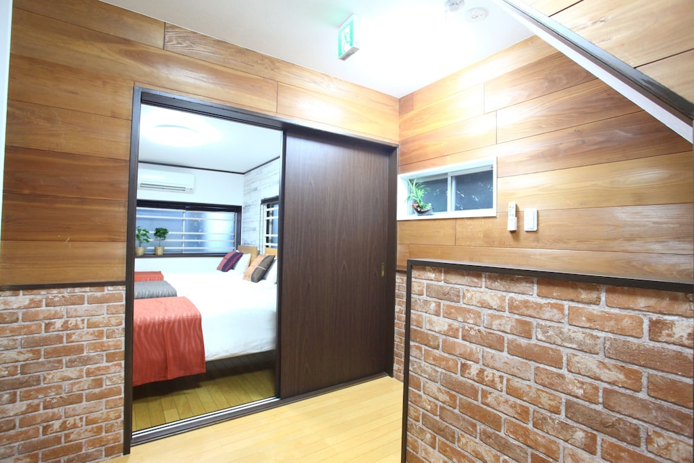 SAMY'S GUEST HOUSE 大阪