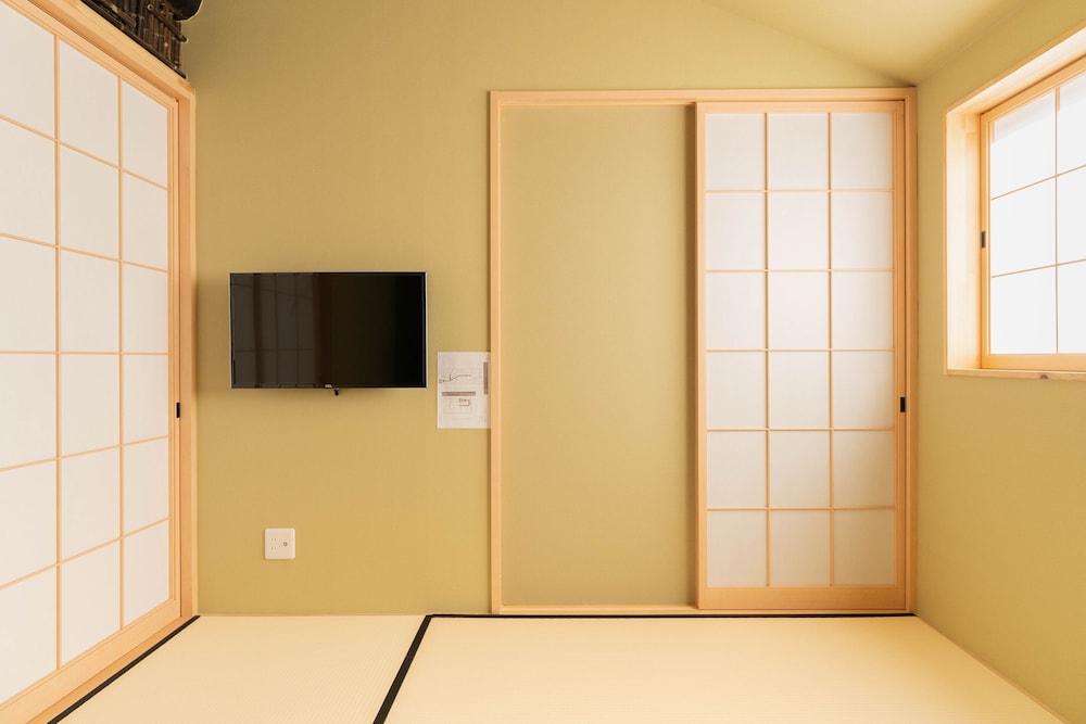 TSURUBASHI HIGH - GRADE JAPANESE HOMESTAY SL - 1 大阪