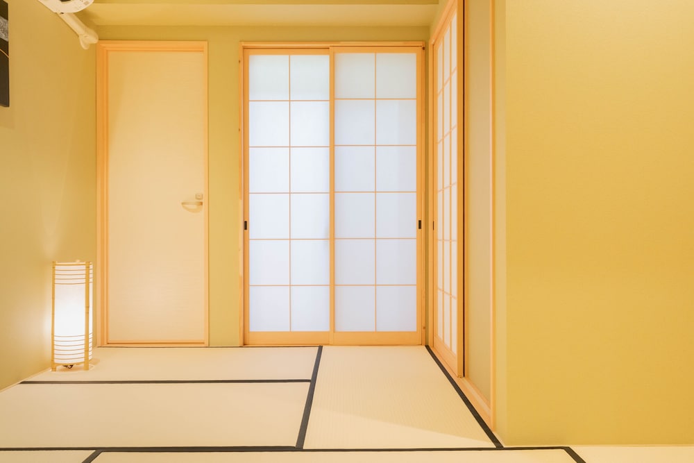 TSURUBASHI HIGH - GRADE JAPANESE HOMESTAY SL - 1 大阪