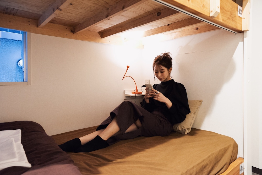 ROOTS HOSTEL 大阪