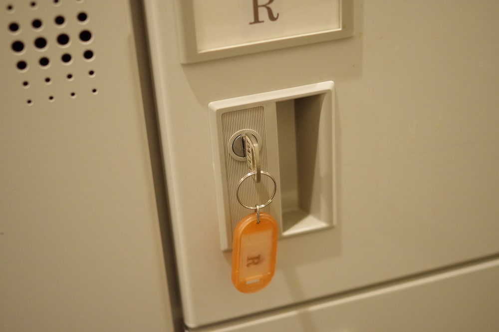 ROOTS HOSTEL 大阪