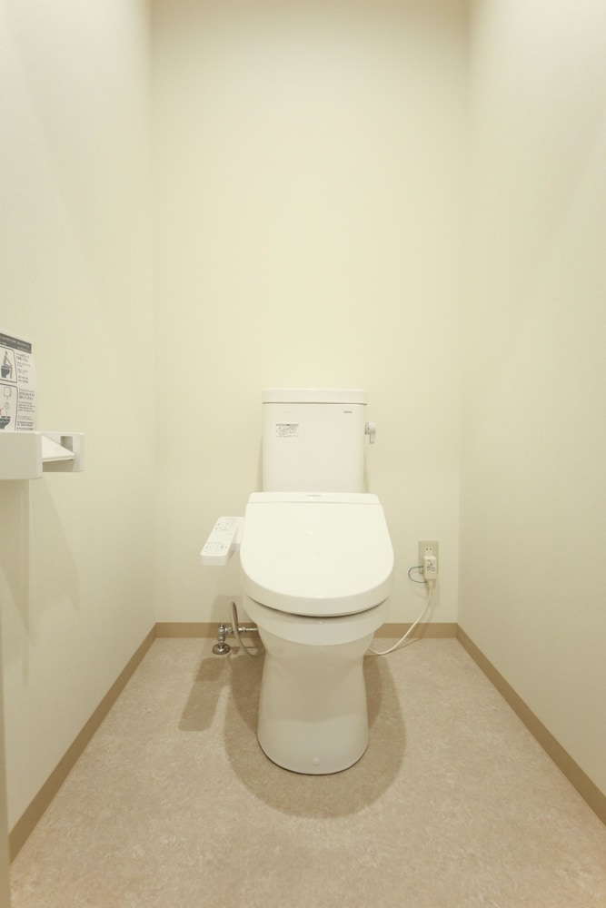 ROOTS HOSTEL 大阪