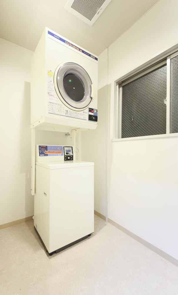 ROOTS HOSTEL 大阪