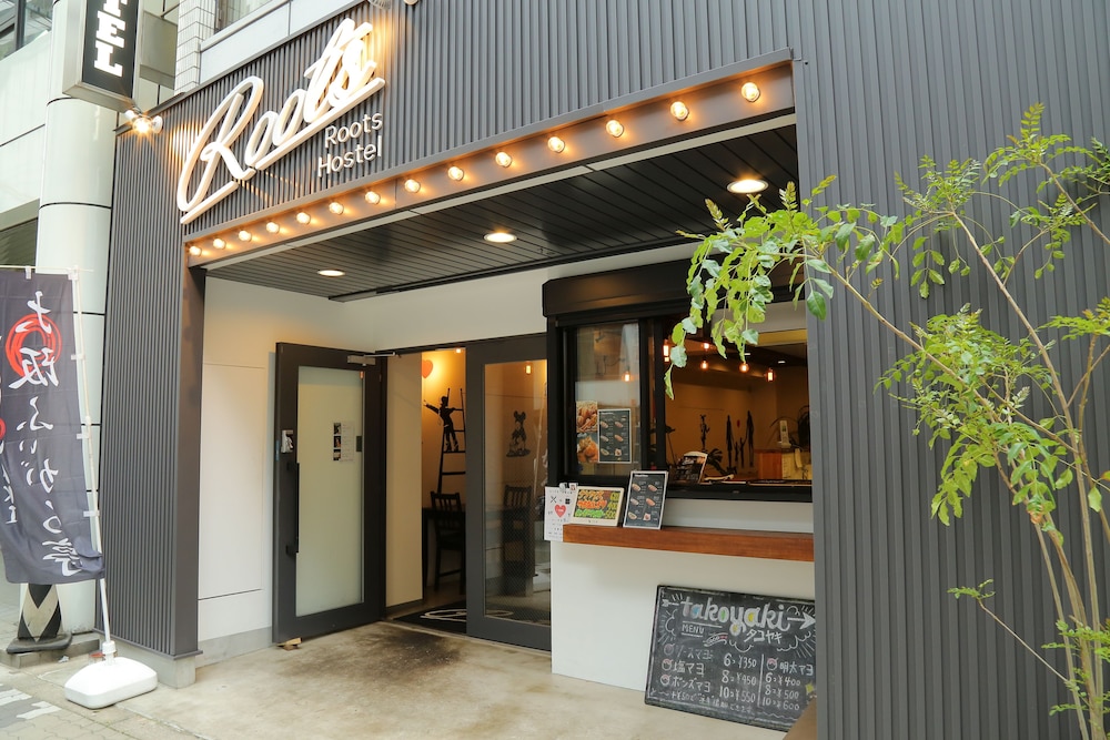 ROOTS HOSTEL 大阪