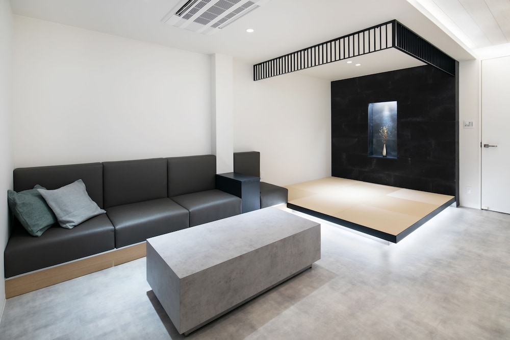 SITSURAE OSAKA 心斎橋 大阪