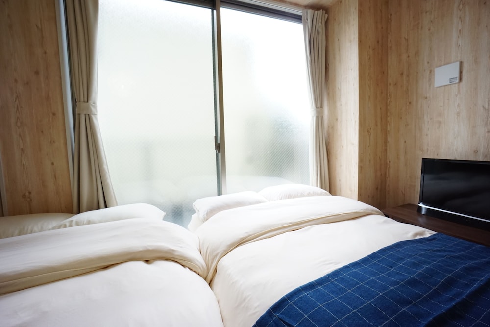 TERRY'S APARTMENT NAMBA SOUTH VI AD02A 大阪