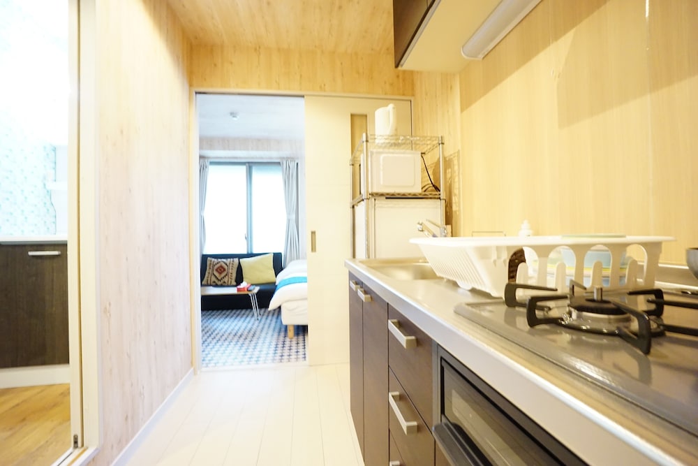 TERRY'S APARTMENT NAMBA SOUTH VI AD02A 大阪