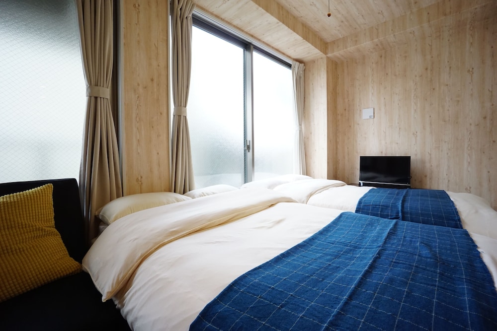 TERRY'S APARTMENT NAMBA SOUTH VI AD02A 大阪