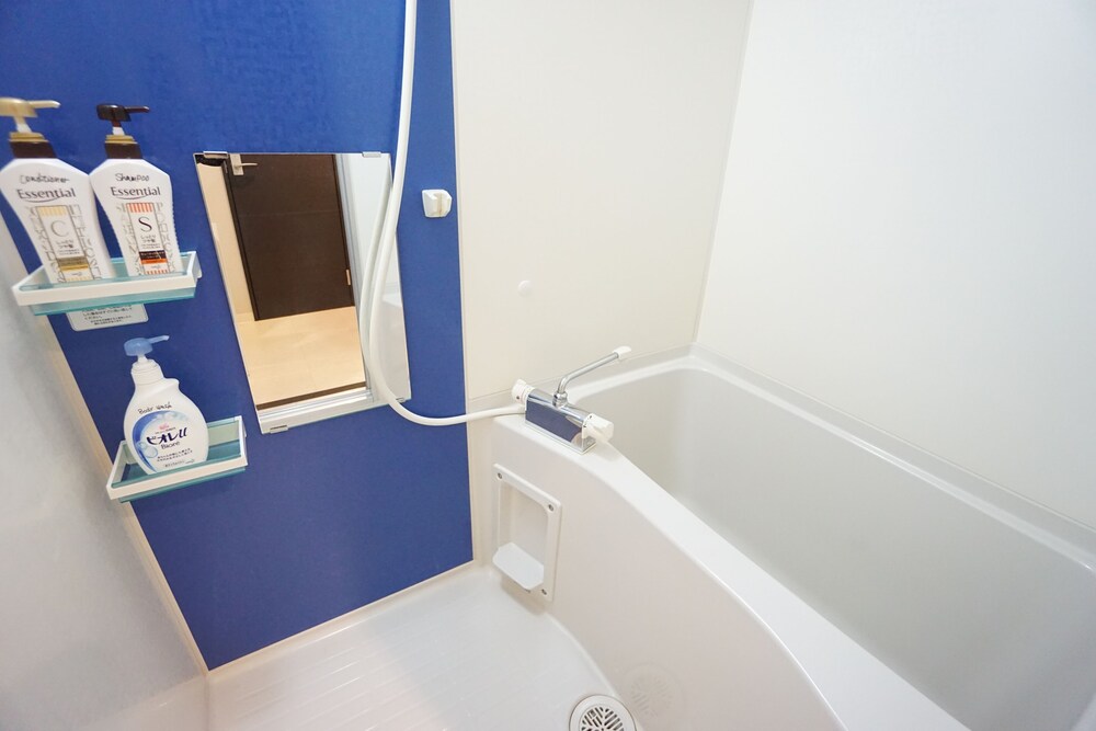TERRY'S APARTMENT NAMBA WEST I E03C 大阪