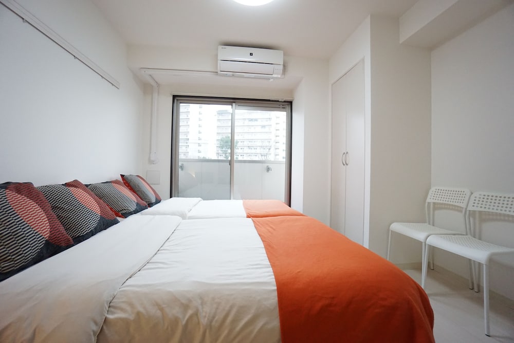 TERRY'S APARTMENT NAMBA WEST I E03C 大阪