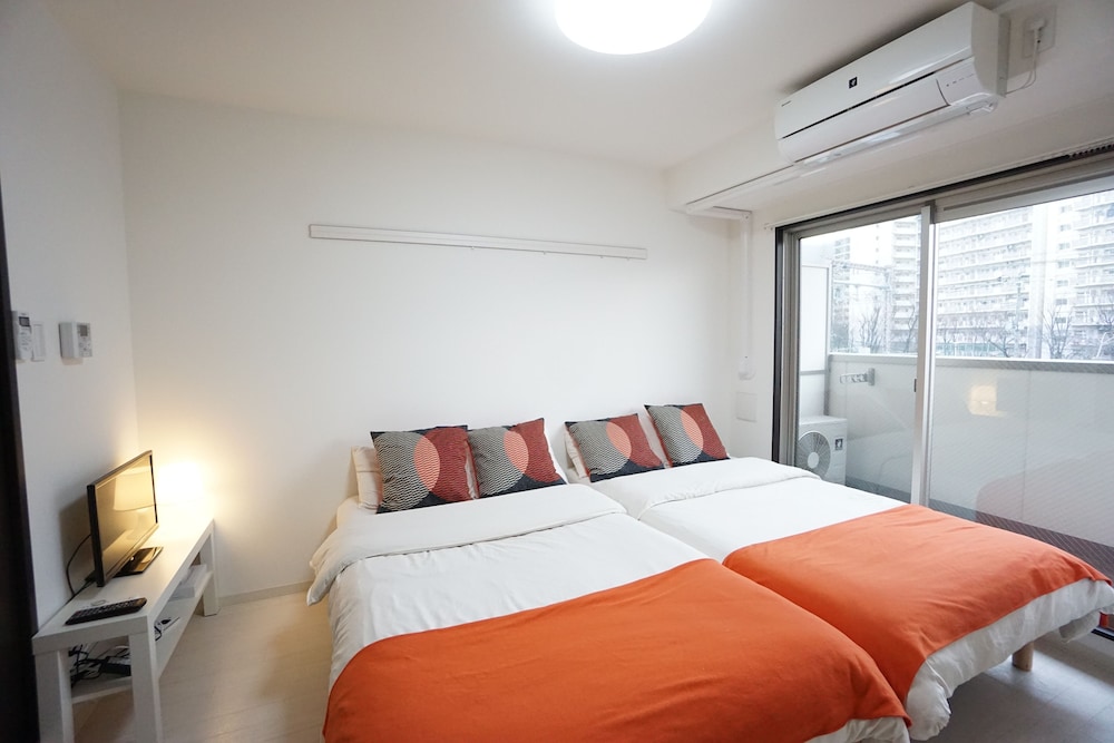 TERRY'S APARTMENT NAMBA WEST I E03C 大阪
