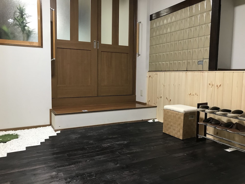 OSAKA PREMIUM HOUSE 大阪