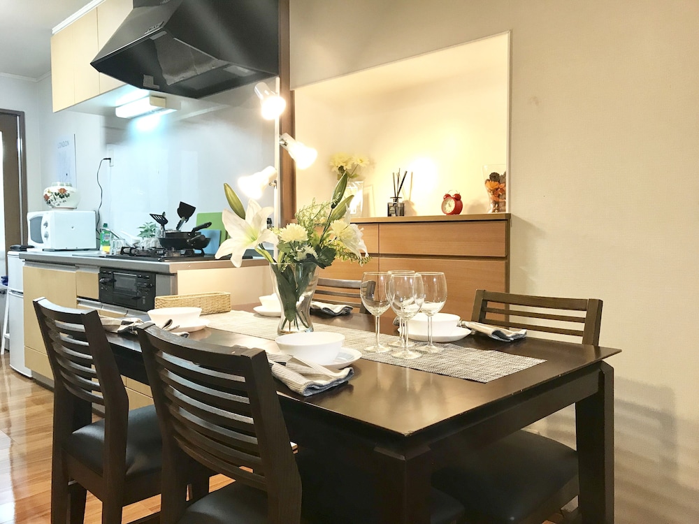 OSAKA PREMIUM HOUSE 大阪