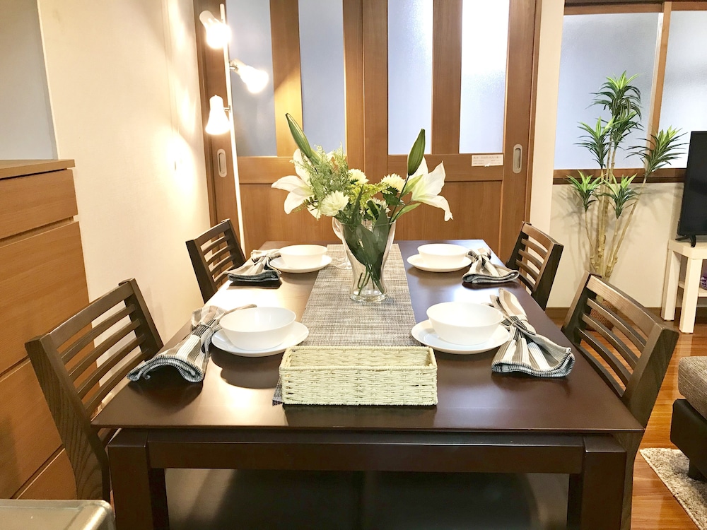 OSAKA PREMIUM HOUSE 大阪