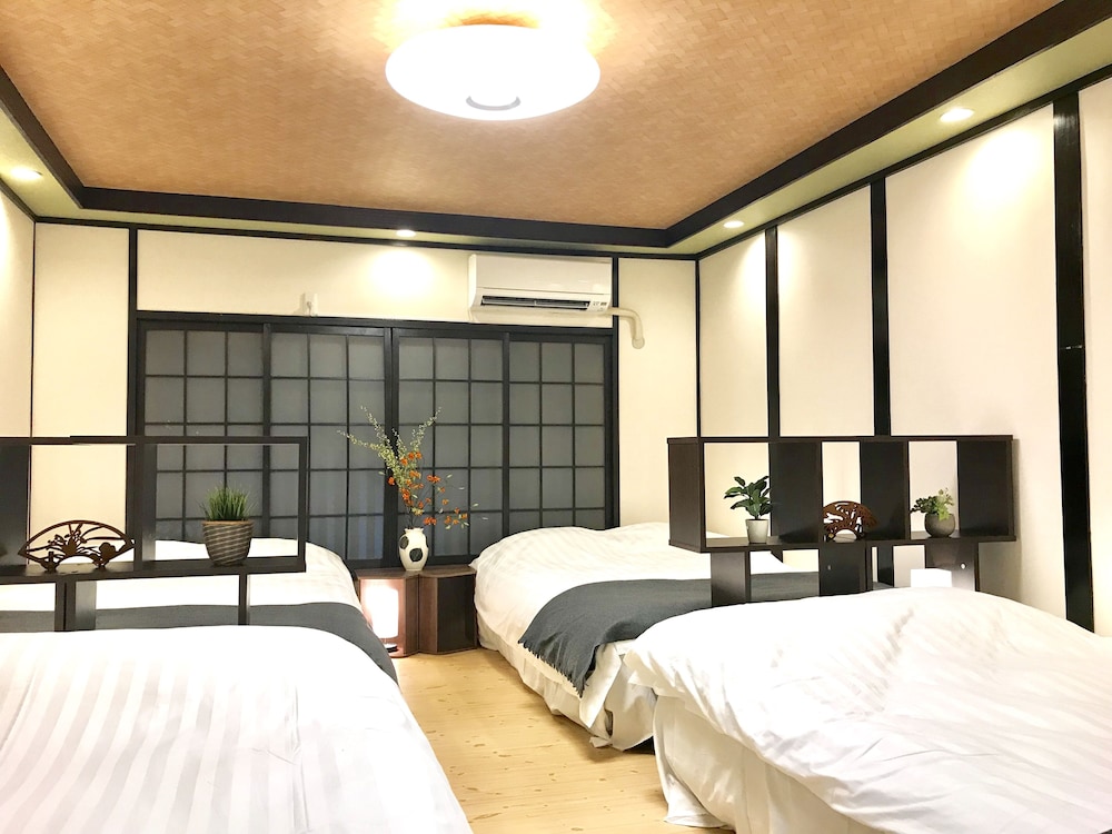 OSAKA PREMIUM HOUSE 大阪