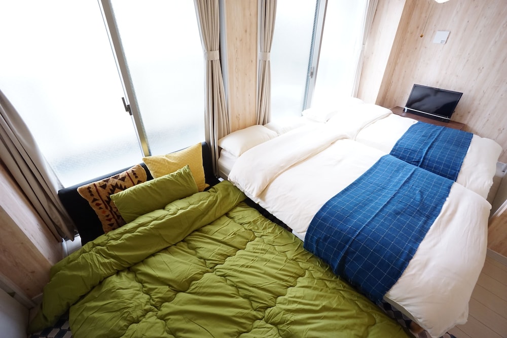 TERRY'S APARTMENT NAMBA SOUTH VI AD05A 大阪