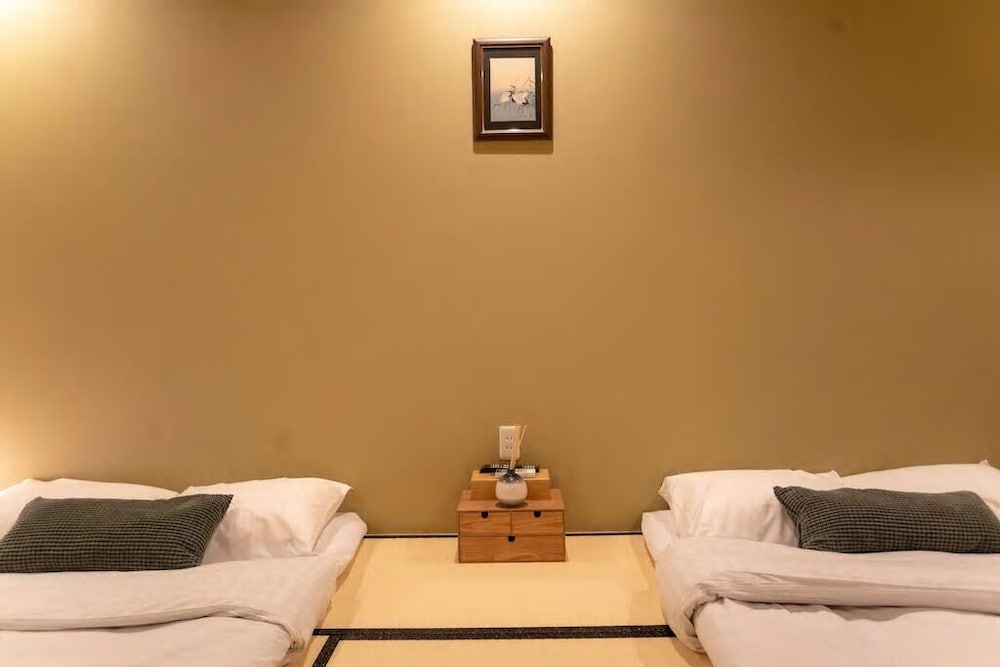 TSURU INN-TSURUMIBASHI 大阪
