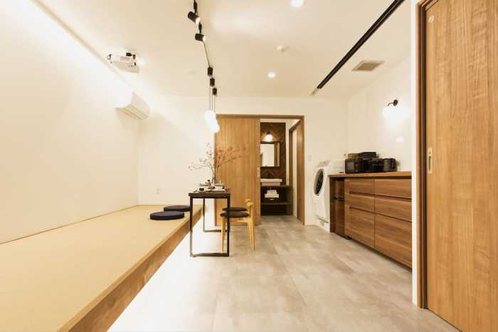 ZEBRAHOUSE TENROKU 大阪