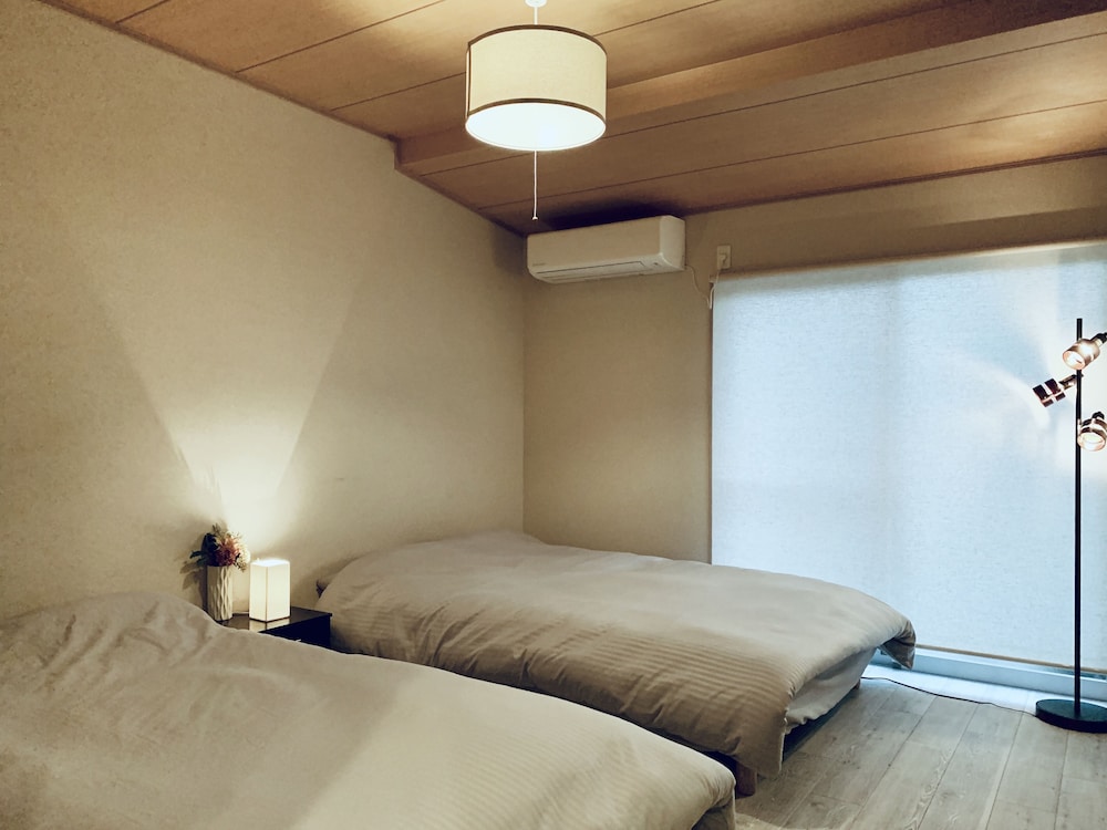 HANAZONOMINAMI APARTMENT 102 大阪