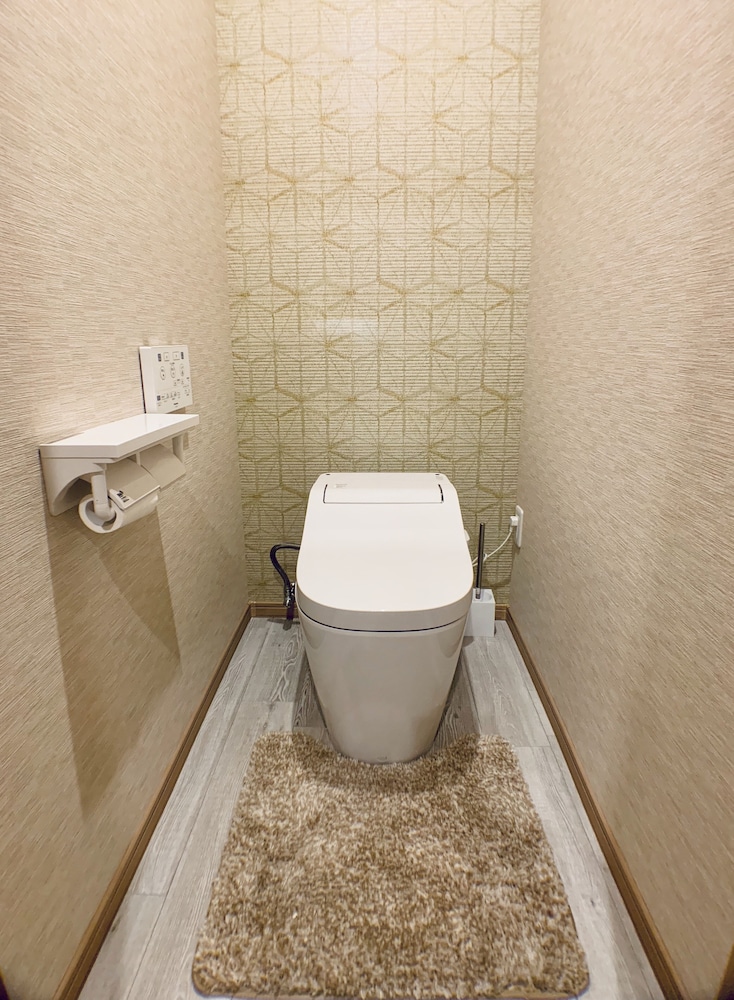 HANAZONOMINAMI APARTMENT 102 大阪