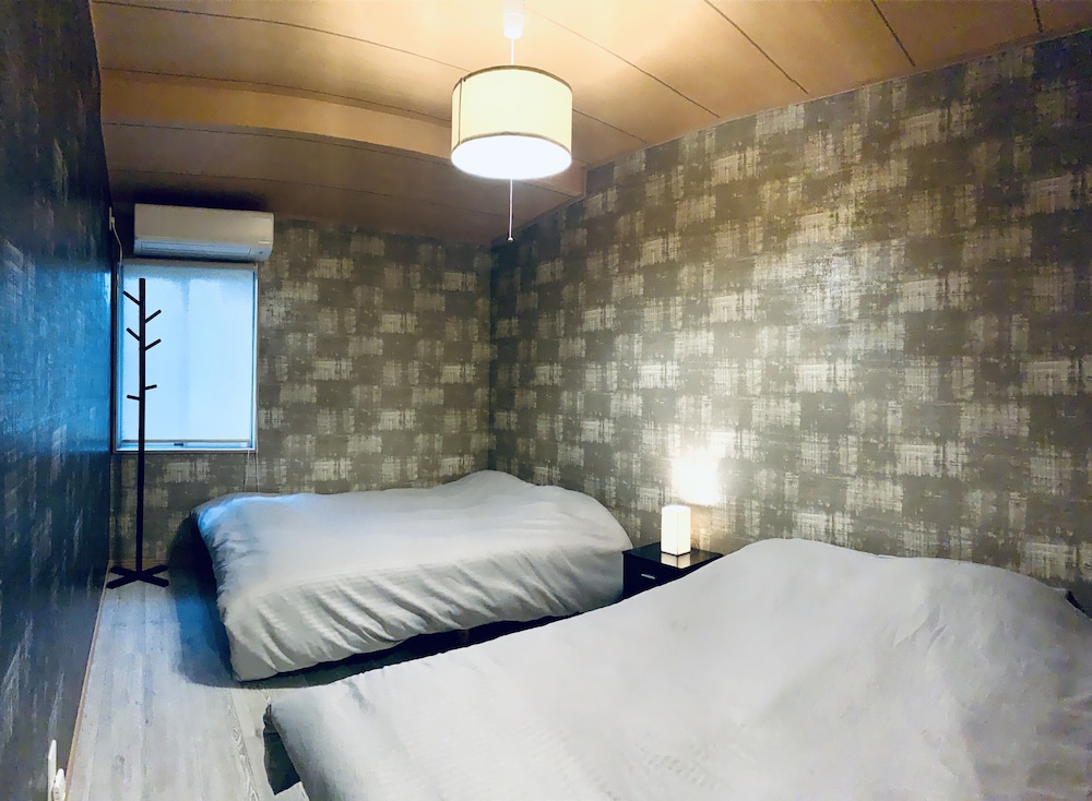 HANAZONOMINAMI APARTMENT 102 大阪