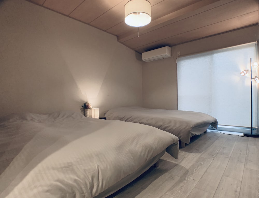 HANAZONOMINAMI APARTMENT 102 大阪