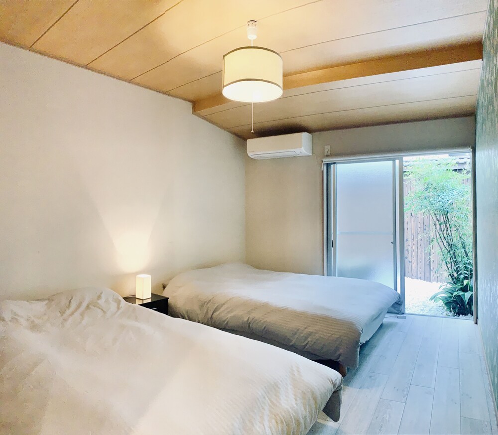 HANAZONOMINAMI APARTMENT 102 大阪