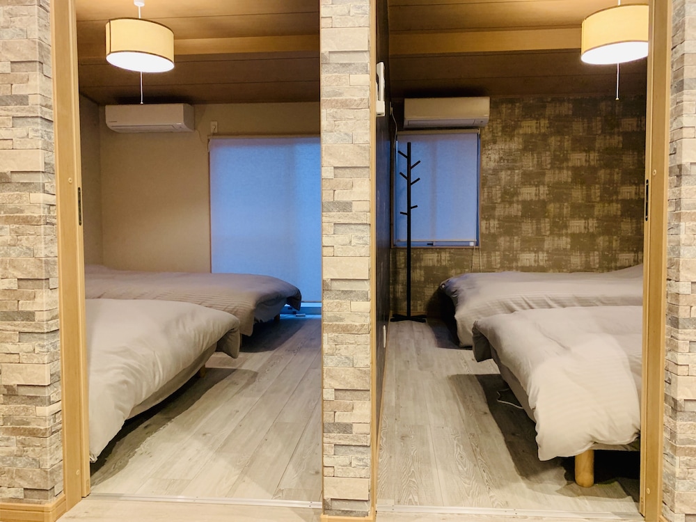 HANAZONOMINAMI APARTMENT 102 大阪
