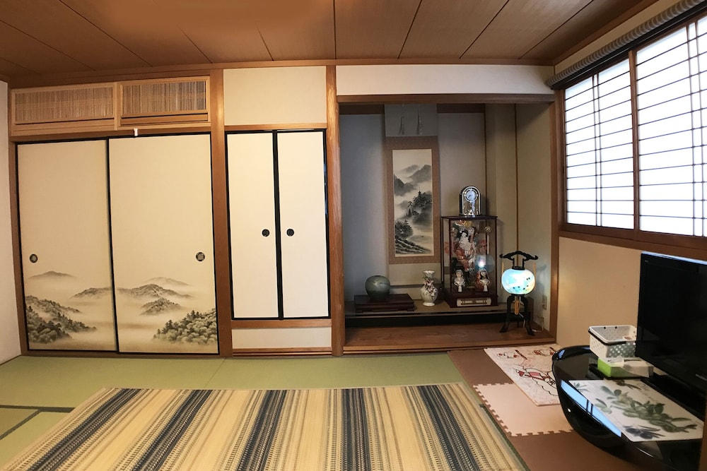 NAKAGAWA'S COZY HOUSE 大阪