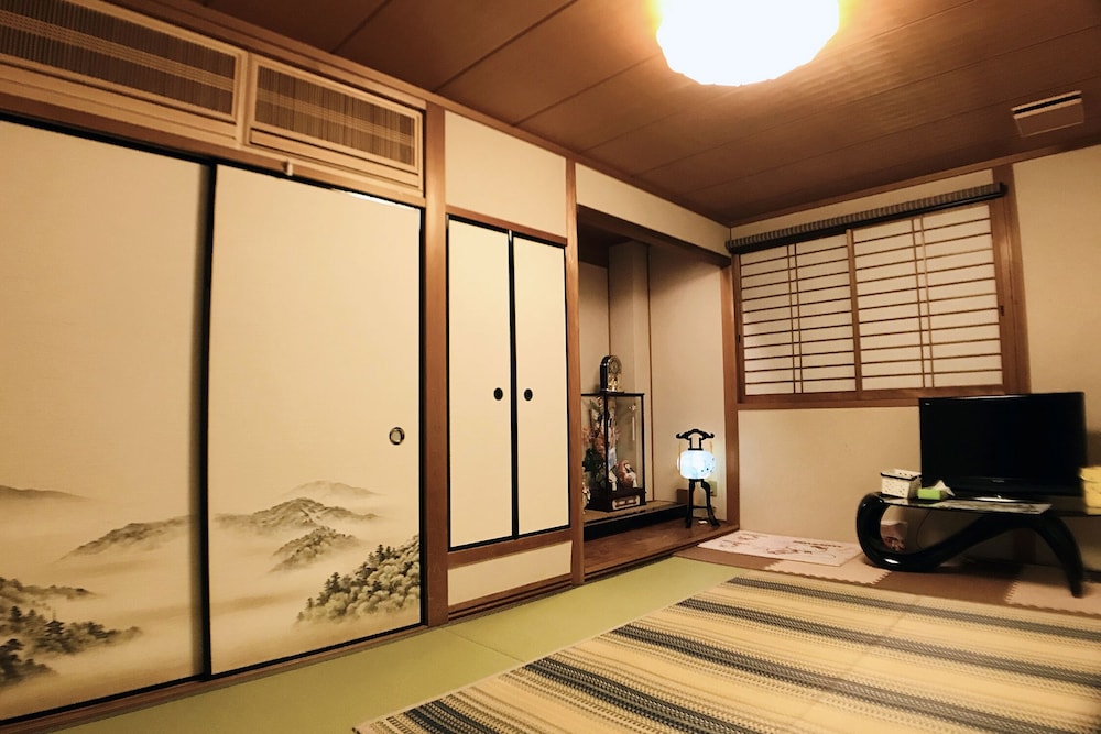 NAKAGAWA'S COZY HOUSE 大阪