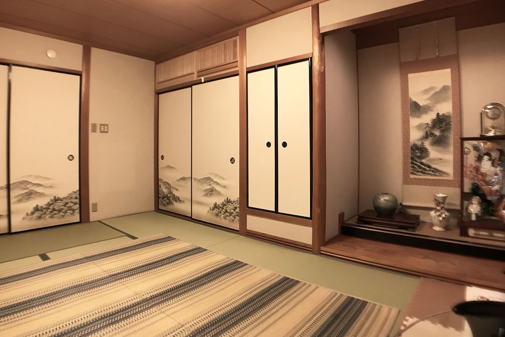 NAKAGAWA'S COZY HOUSE 大阪