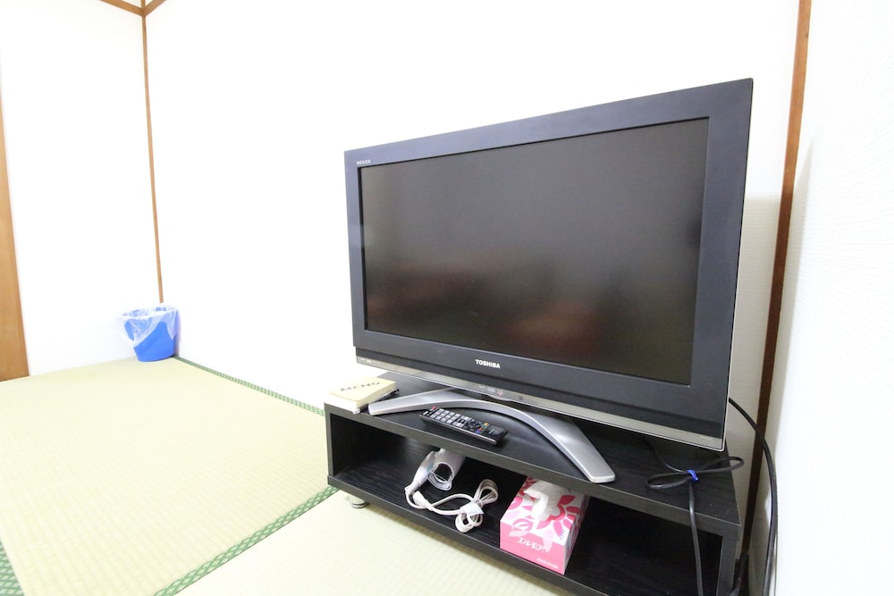 EX TWO-STORY OLD PRIVATE HOUSE MATSUBARA 大阪