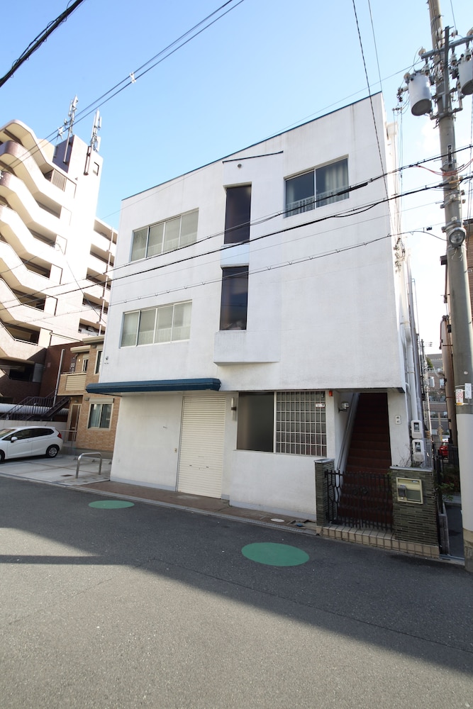 ホームステイ背戸口ハウス 大阪