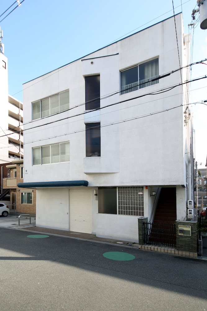 ホームステイ背戸口ハウス 大阪