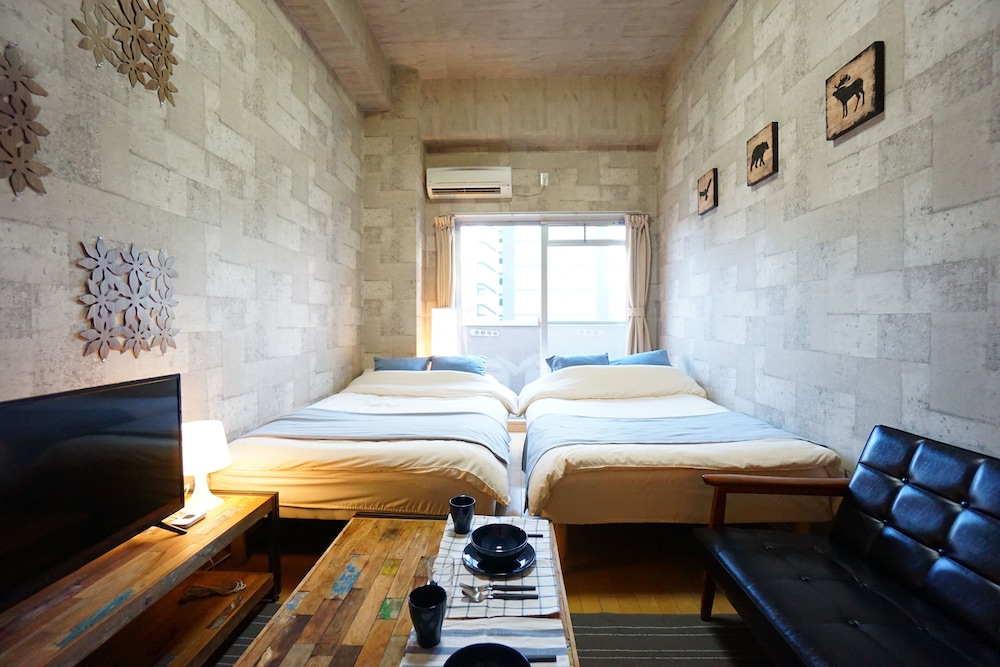 TERRY'S APARTMENT NAMBA SOUTH I V06A 大阪