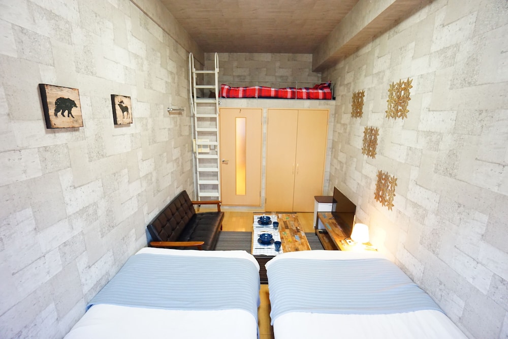 TERRY'S APARTMENT NAMBA SOUTH I V06A 大阪