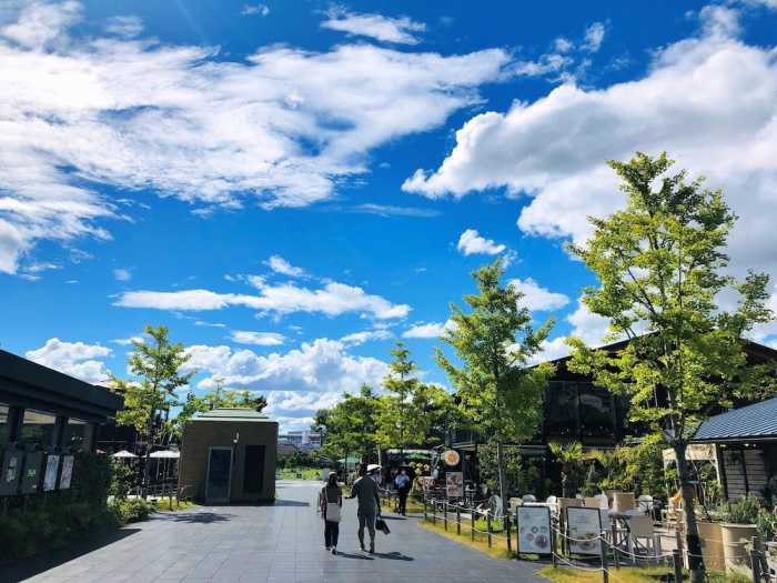 ぴーすはうす寿々波 大阪
