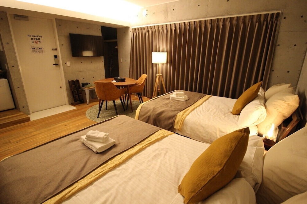 TAKETOSTAY OSAKAJO 302 大阪