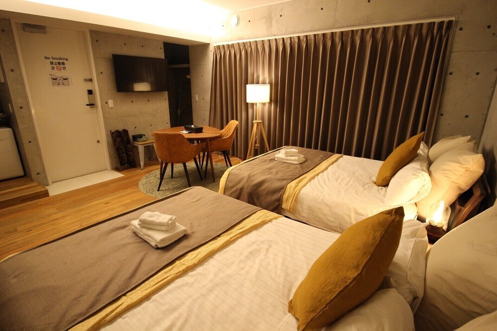 TAKETOSTAY OSAKAJO 202 大阪
