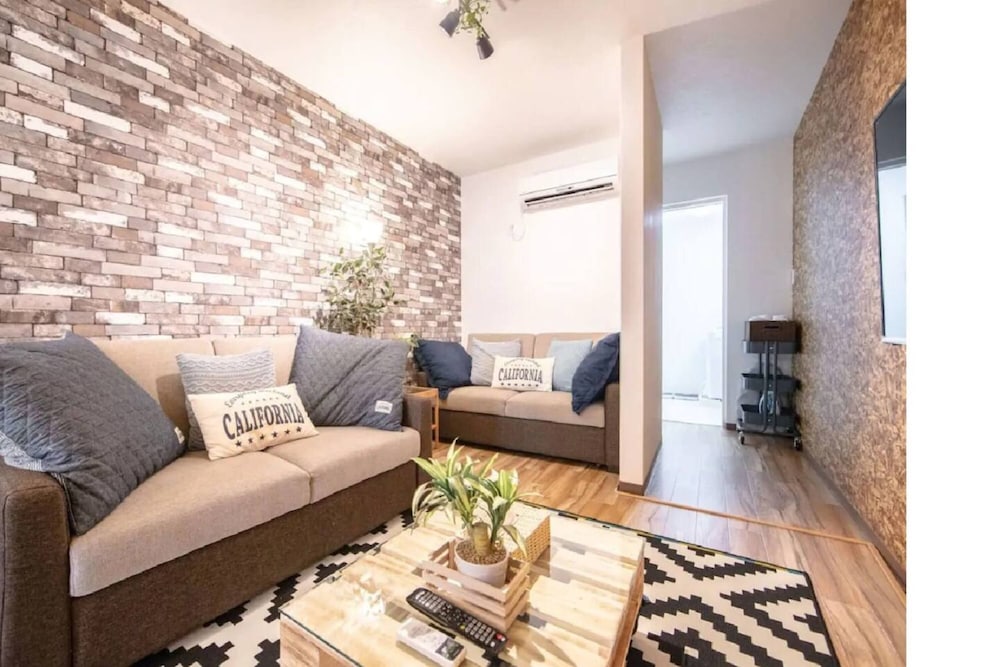 PRIVATE HOUSE CHIDORIBASHI 大阪