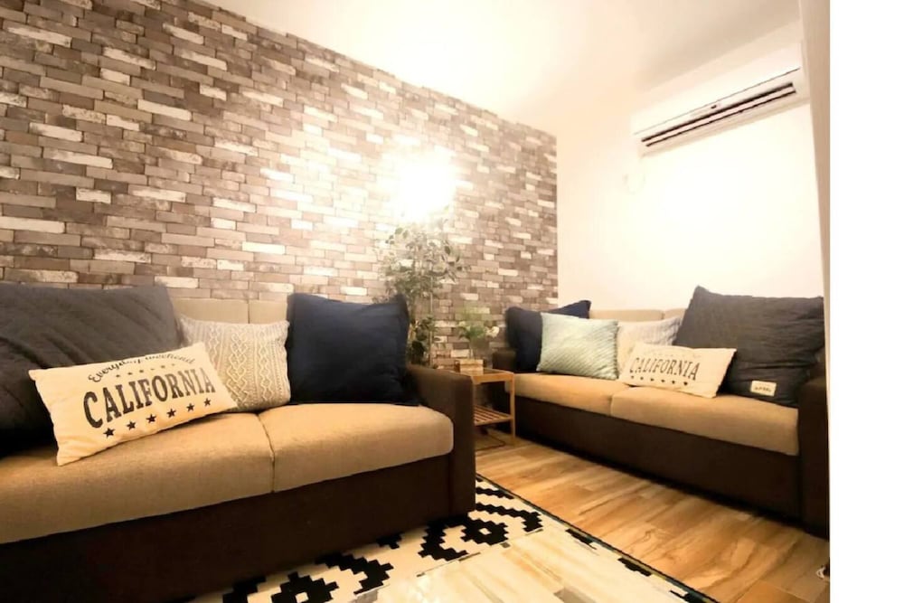 PRIVATE HOUSE CHIDORIBASHI 大阪