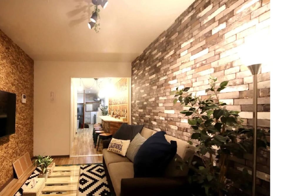 PRIVATE HOUSE CHIDORIBASHI 大阪